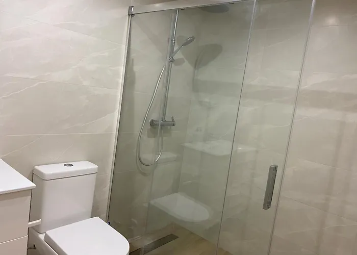 Centrico Y Practico Piso Con Entrada Independiente Fuengirola