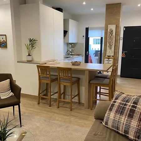 Centrico Y Practico Piso Con Entrada Independiente Appartement Fuengirola