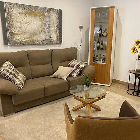 Centrico Y Practico Piso Con Entrada Independiente Fuengirola