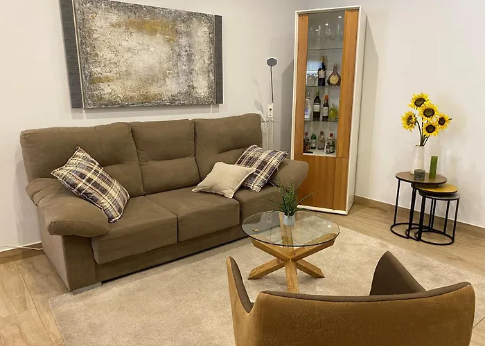 Centrico Y Practico Piso Con Entrada Independiente Fuengirola