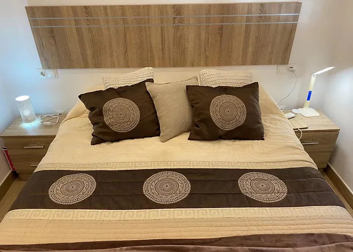 Centrico Y Practico Piso Con Entrada Independiente Fuengirola